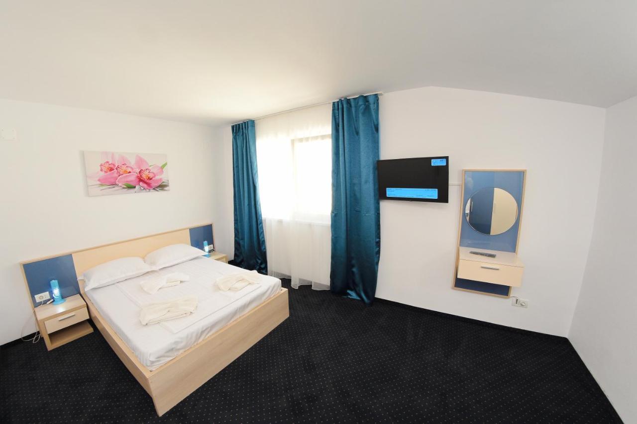 Apartamente Liliacul Jupiter Exterior photo